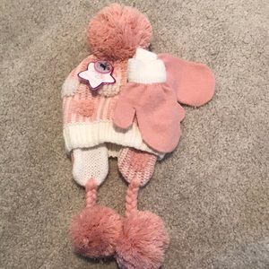 Beanie and glove set